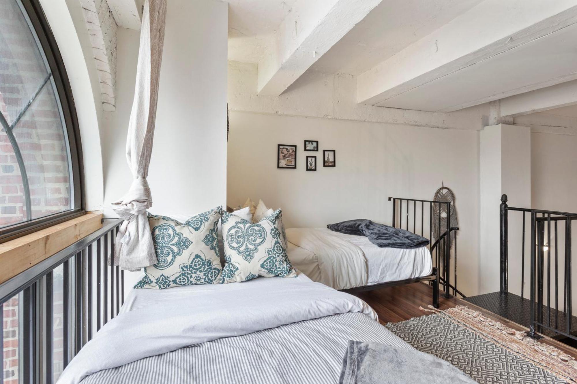 Sleeps 4! 2br, Gym, Free Parking, Close To Major Attractions Philadelphie