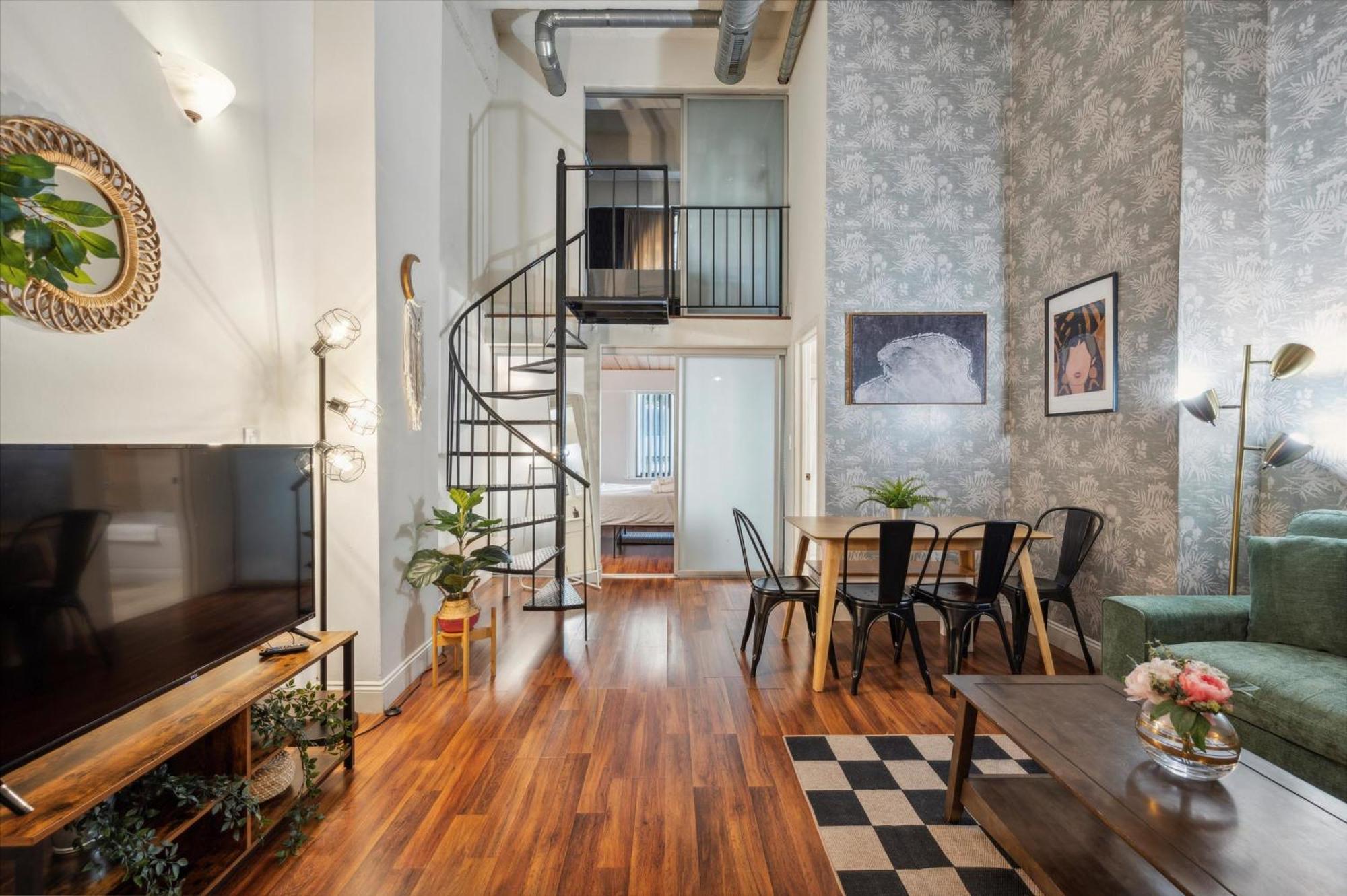 Sleeps 4! 2br, Gym, Free Parking, Close To Major Attractions * Filadelfia